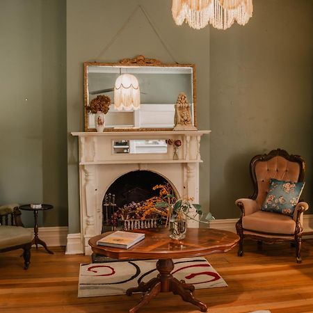 La Cochon Rose Motel Saint Arnaud Экстерьер фото