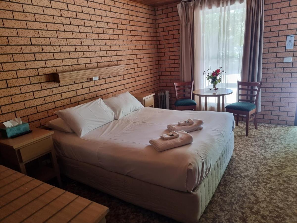 La Cochon Rose Motel Saint Arnaud Экстерьер фото