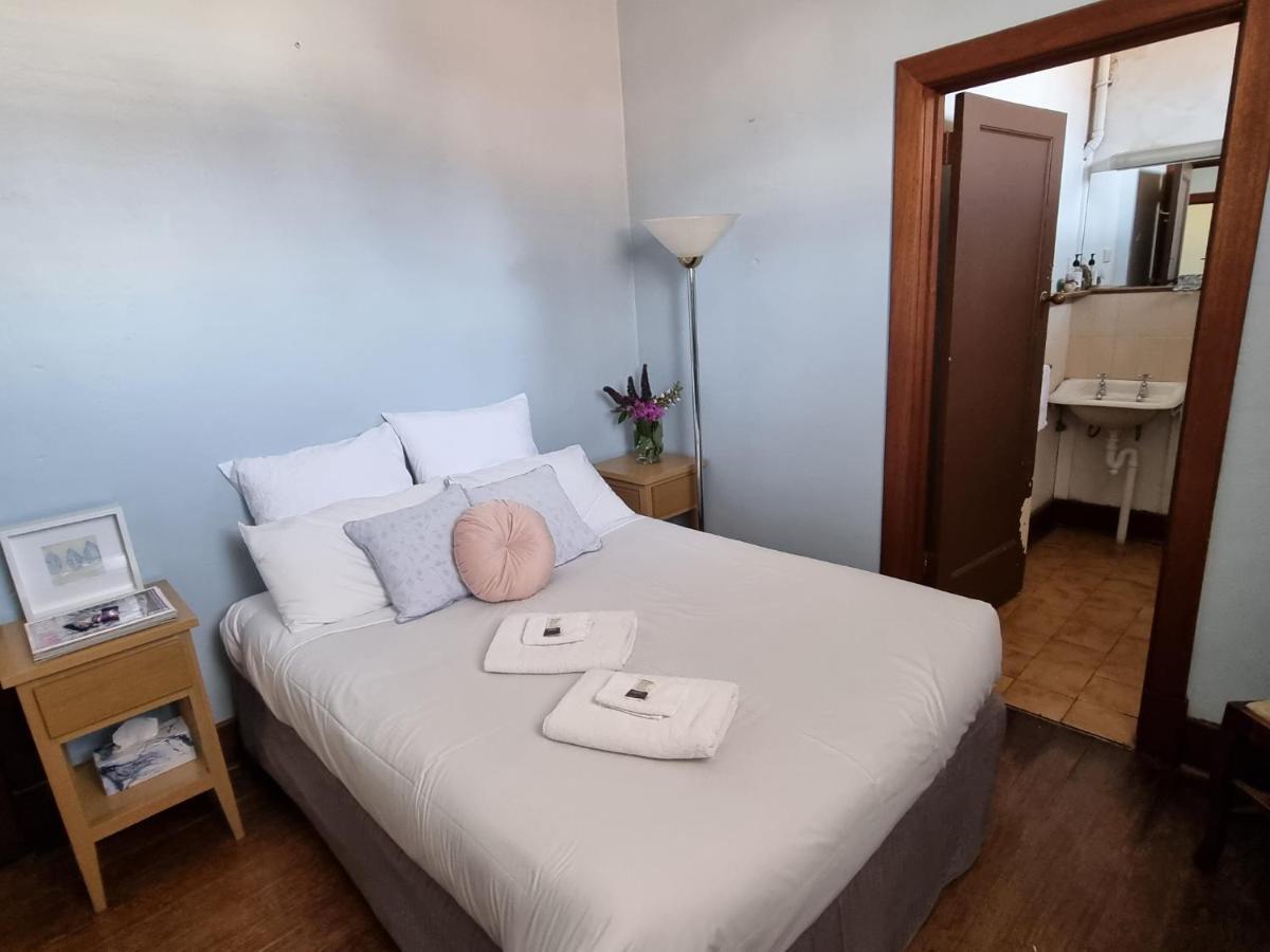 La Cochon Rose Motel Saint Arnaud Экстерьер фото