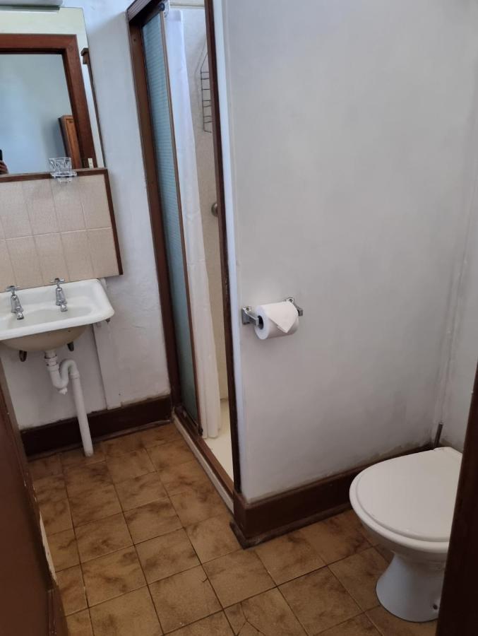 La Cochon Rose Motel Saint Arnaud Экстерьер фото