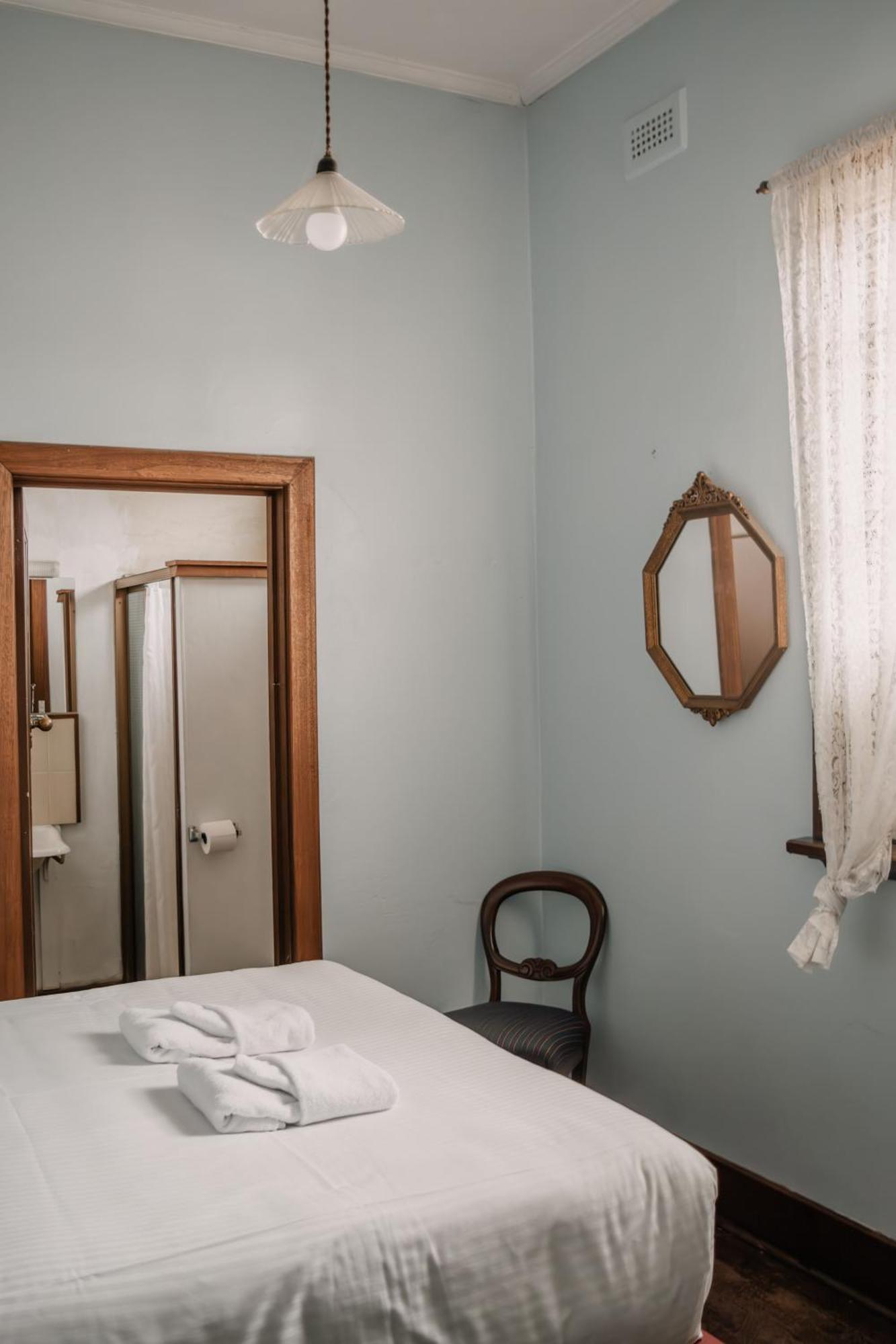 La Cochon Rose Motel Saint Arnaud Экстерьер фото